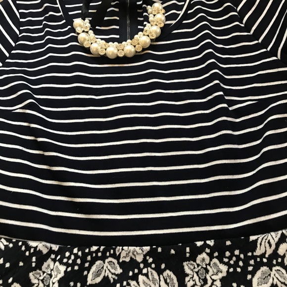 Floral striped dress - Picture 3 of 3